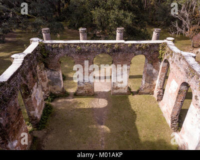 Vista aerea del vecchio Sheldon Chiesa rovina in Carolina del Sud Foto Stock