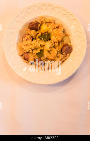 Gamberi e salsiccia Jambalaya Foto Stock