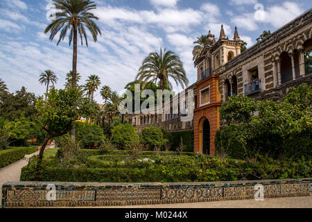 Siviglia Andalusia / Spagna - 13 ottobre 2017: parco storico di Alcazar Foto Stock