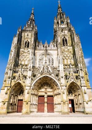 Viaggiare in Francia - Basilique Notre-Dame de l'Epine (Basilica di Nostra Signora della Thorn) nel comune di L'Epine, Marne, regione di Champagne Foto Stock