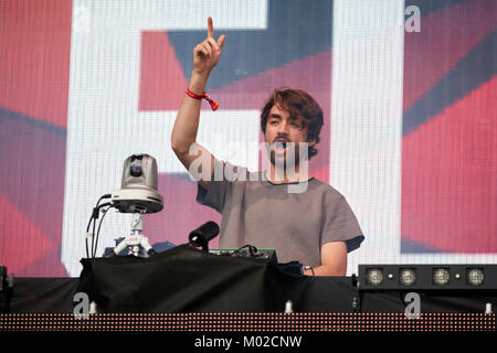 Il produttore olandese, DJ e remixer Oliver Heldens esegue un concerto dal vivo presso il norvegese Music Festival Festival Risultati 2016 a Oslo. Norvegia, 19/08 2016. Foto Stock