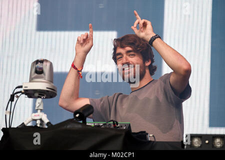 Il produttore olandese, DJ e remixer Oliver Heldens esegue un concerto dal vivo presso il norvegese Music Festival Festival Risultati 2016 a Oslo. Norvegia, 19/08 2016. Foto Stock