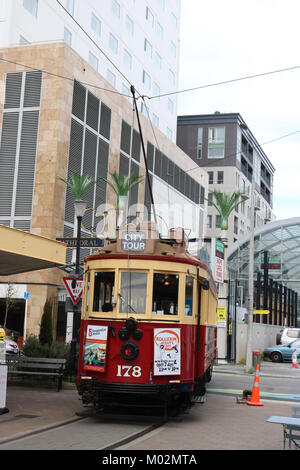 Boon costruito il tram numero 178, un tram storico azionato da Christchurch tranviarie, visto qui su un Tour della città lasciando New Regent Street a Christchurch, Nuova Zelanda Foto Stock