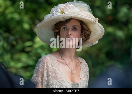 La promessa anno : 2016 Spagna / USA Direttore : Terry George Charlotte le Bon Foto Stock