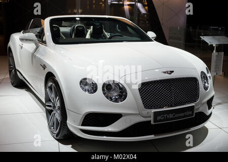 Bruxelles - Jan 10, 2018: Bentley Continental GT V8 autovettura convertibile ha presentato a Bruxelles Motor Show. Foto Stock