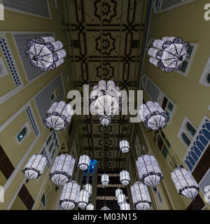 Arabo tradizionale interno di un hotel a Dubai, Emirati Arabi Uniti, Emirati Arabi Uniti Foto Stock