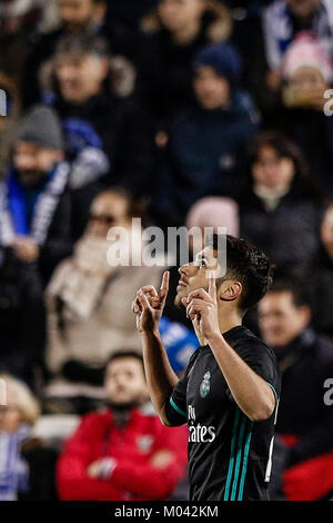 Leganes, Spagna. 18 gennaio, 2018. Marco Asensio (Real Madrid) celebra il suo obiettivo che ha reso (0, 1) Copa del Rey match tra Leganes FC vs Real Madrid al Municipal de Butarque stadium in Madrid, Spagna, 18 gennaio 2018. Credito: Gtres Información más Comuniación on line, S.L./Alamy Live News Foto Stock