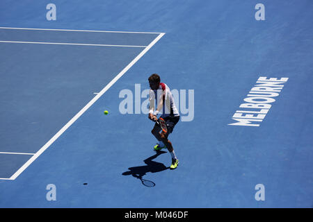 Melbourne, Australia. Xix gen, 2018. Lo spagnolo tennista Pablo Carreno busta è in azione durante il suo terzo round match presso l'Australian Open vs lussemburghese giocatore di tennis Gilles Muller il Jan 19, 2018 a Melbourne, Australia.- Credito: Yan Lerval/Alamy Live News Foto Stock