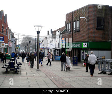 Cosham isola pedonale, High Street, Cosham, Portsmouth, Hampshire, Inghilterra, Regno Unito Foto Stock