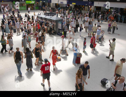 La stazione di Waterloo a Londra, Inghilterra, Gran Bretagna Foto Stock