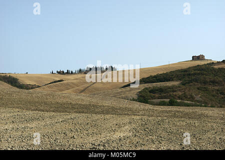 Colline della Toscana , nei pressi di San Quirico d'Orcia, in provincia di Siena, Italia Foto Stock