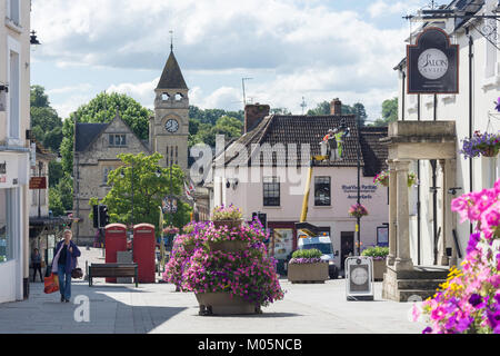 Area pedonale per High Street, Calne, Wiltshire, Inghilterra, Regno Unito Foto Stock