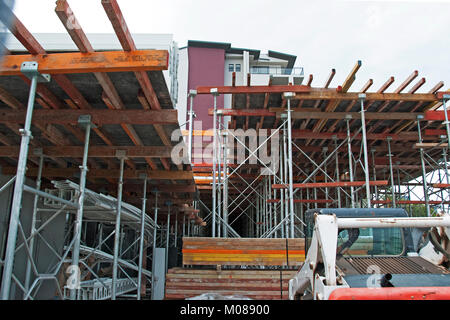 Gosford, Australia - 4 ottobre. 2017: costruzione progressi su un blocco di nuove unità abitative in costruzione in Beane San Nuovo Galles del Sud, Australia. Foto Stock