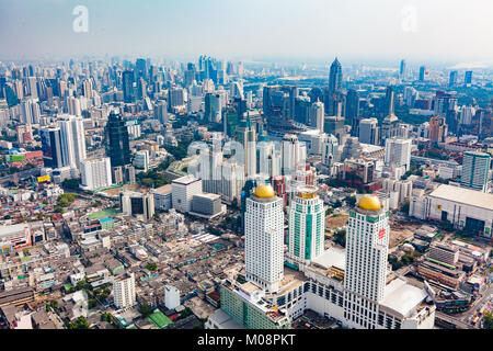 BANGKOK - THAILANDIA - Dicembre 15, 2013: vista aerea di Bangkok di edifici, Bangkok City downtown Foto Stock