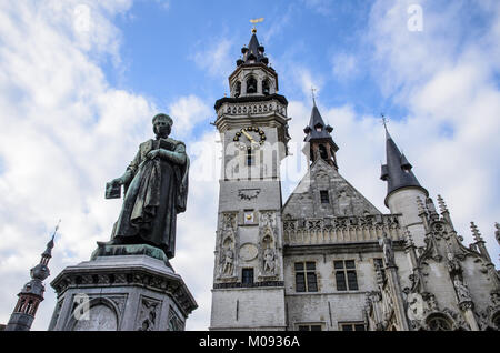 Il Rathaus und Belfried von Aalst, Belgio Fiandre Foto Stock