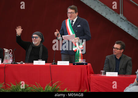 MODENA, Italia - 17 gennaio 2018 - Conferimento della Cittadinanza onoraria di Modena per il musicista Vasco Rossi Foto Stock