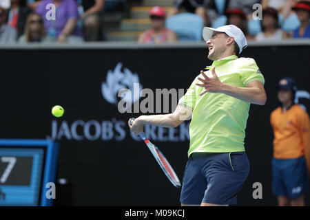 Melbourne, Australia. Xx gen, 2018. Austrian giocatore di tennis Dominic Thiem è in azione durante il suo terzo round corrispondono all'australiano vs Open di Francia di tennis player Adrian Mannarino il Jan 20, 2018 a Melbourne, Australia.- Credito: Yan Lerval/Alamy Live News Foto Stock