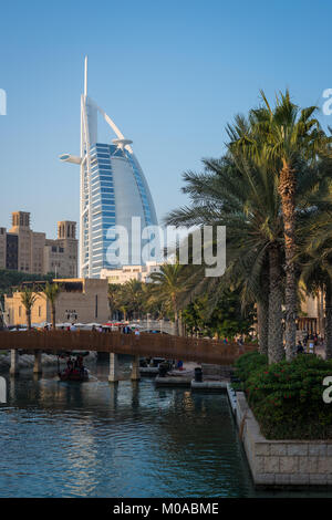 Souk Madinat Jumeirah, Dubai, Emirati Arabi Uniti, Emirati Arabi Uniti Foto Stock