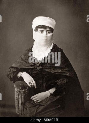 Velato donna turca, c.1880's Foto Stock