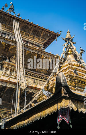 Il Tempio d'oro in Patan, Nepal, Asia. Foto Stock