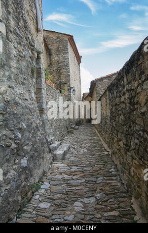 Impressione del villaggio di Saint Montan in Ardeche regione della Francia che è riconosciuto come patrimonio storico ed è considerato uno dei charmin Foto Stock