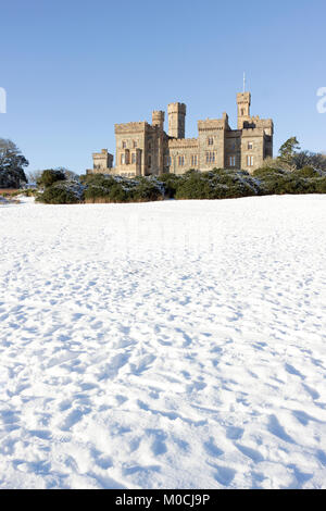 Inverno in scena al castello di Lews, Stornoway, isola di Lewis, Western Isles, Ebridi Esterne, Scotland, Regno Unito Foto Stock