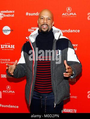 Park City, UT, STATI UNITI D'AMERICA. Xx gen, 2018. In comune gli arrivi per il racconto Premiere al Sundance Film Festival 2018, Eccles Theatre, Park City, UT 20 gennaio 2018. Credito: JA/Everett raccolta/Alamy Live News Foto Stock