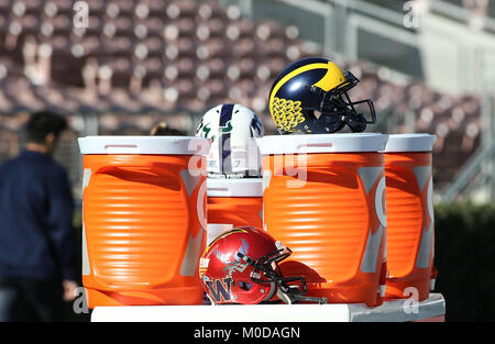 Pasadena CA. Xx gen, 2018. NCAA Football 2018: NFLPA ciotola collegiale americana nazionale vs presso il Rose Bowl di Pasadena, ca. il 20 gennaio 2018 (foto di Jevone Moore) Credito: csm/Alamy Live News Foto Stock