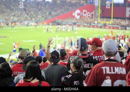 L'Arizona Cardinals football team gioca in casa contro la rivale di NFL la Detroit Lions presso la University of Phoenix Stadium di Glendale, Arizona USA. Foto Stock