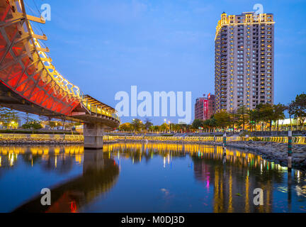 Vista notturna di Kaohsiung Foto Stock