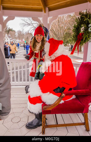 Main Street a Natale   Stockbridge, Massachusetts, STATI UNITI D'AMERICA Foto Stock