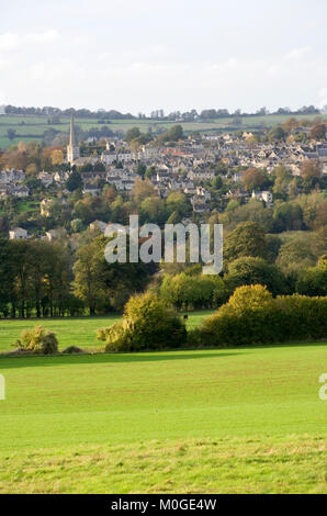 Pressione atmosferica bassa sun, autunno vista da tori Croce, Painswick, Cotswolds, Gloucestershire, England, Regno Unito Foto Stock