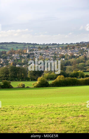 Pressione atmosferica bassa sun, autunno vista da tori Croce, Painswick, Cotswolds, Gloucestershire, England, Regno Unito Foto Stock