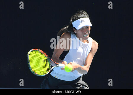 Melbourne, Australia. Il 22 gennaio, 2018. Su-Wei Hsieh di Taipei cinese in azione in un quarto round il match contro il XXI seme Angelique Kerber del tedesco il giorno 8 del 2018 Australian Open Grand Slam torneo di tennis a Melbourne, Australia. Kerber ha vinto 46 75 62. Sydney bassa/Cal Sport Media/Alamy Live News Foto Stock