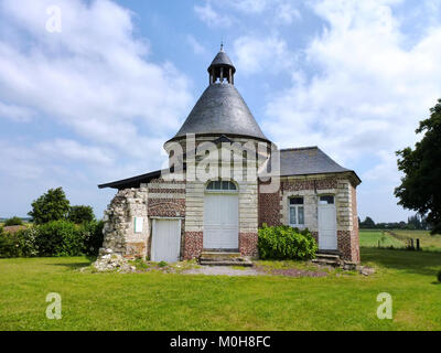 Busnes (Pas-de-Calais) château Du Quesnoy, chapelle extérieur Foto Stock