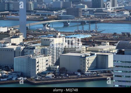 TOKYO, Giappone - 2 dicembre 2016: Città Architettura vista Toyomicho e distretti Kachidoki a Chuo Ward a Tokyo. Tokyo è la capitale del Giappone Foto Stock