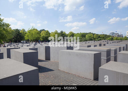 Il memoriale dell'olocausto, Memoriale al assassinato ebrei d'Europa, Berlino, Germania, Europa mi Denkmal für die ermordeten Juden Europas oder Holocaust-Mahnm Foto Stock