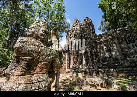 Porta Vittoria; Angkor Thom, Siem Reap, Cambogia Foto Stock