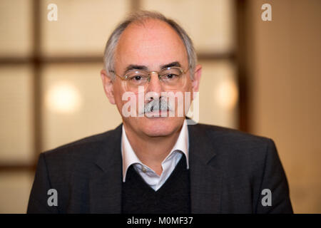 Berlino, Germania. Il 22 gennaio, 2018. Il direttore della Berlino Martin-Gropius-Bau museum, Gereon Sievernich, sorge a Berlino, Germania, 22 gennaio 2018. Credito: Lisa Ducret/dpa/Alamy Live News Foto Stock