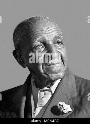 George Washington Carver (1860S-1943). Ritratto di American botanico e inventore di Arthur Rothstein, 1942. Foto Stock