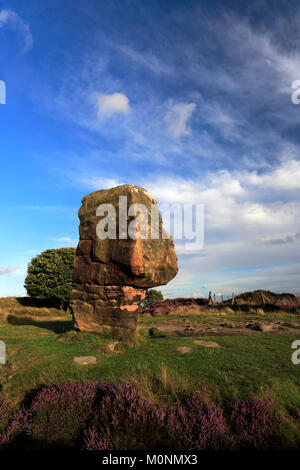 La pietra di sughero, Stanton Moor, Parco Nazionale di Peak District, Derbyshire, England, Regno Unito Foto Stock