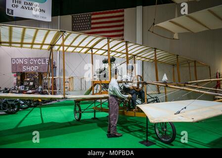 Stati Uniti,New York,Regione dei Laghi Finger,Hammondsport,Glenn H,Curtiss museo,dedicata agli inizi di aviazione USA Pioneer e residente a Glenn Curtiss,Curtiss Giugno Bug aereo,1908 Foto Stock