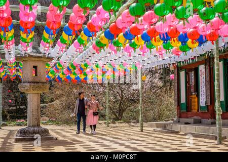 Corea del Sud,Nord Gyeongsang provincia,Gyeongju Parco Nazionale,Gyeongju,Seokguram grotta stabiliti nel VIII secolo sulle pendici del monte Toham è un sito Patrimonio Mondiale dell'UNESCO Foto Stock