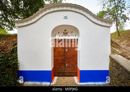 Petrov, Repubblica Ceca. 20 Agosto, 2017. Il complesso delle tradizionali cantine, chiamato plže, in Moravia del sud villaggio Petrov, Repubblica Ceca. Foto Stock