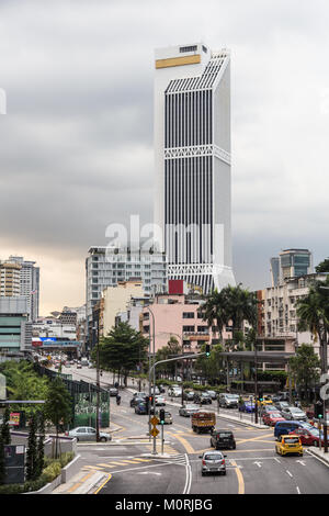 Tramonto su strade di Kuala Lumpur in Malesia la città capitale. Foto Stock