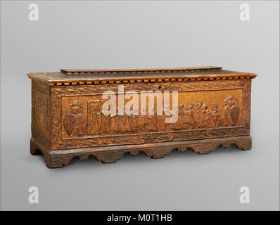 Questo cassone, ospitato presso il Metropolitan Museum of Art (MET), è una cassa matrimoniale italiana del XV secolo decorata in modo complesso. Foto Stock