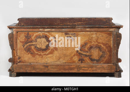 Questo cassone presenta un pannello frontale dipinto che raffigura l'evento storico, la conquista di Trebisonda, un momento significativo della storia medievale. Il pezzo è conservato al Metropolitan Museum of Art (MET). Foto Stock