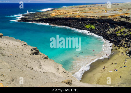 Papakolea o verde spiaggia di sabbia vicino al punto sud dell isola di Hawaii Foto Stock