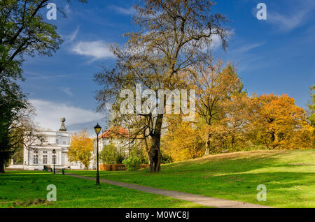 Jablonna Palace e giardino inglese complessa, sobborgo di Varsavia, Masovia voivodato, Polonia. Foto Stock