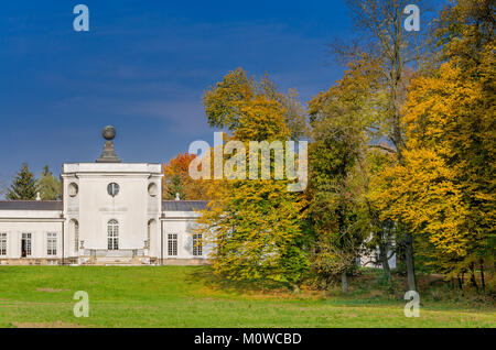 Jablonna Palace e giardino inglese complessa, sobborgo di Varsavia, Masovia voivodato, Polonia. Foto Stock